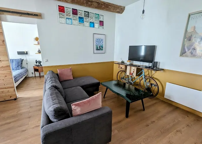 Cocon Chaleureux Proche Ecusson Nimes